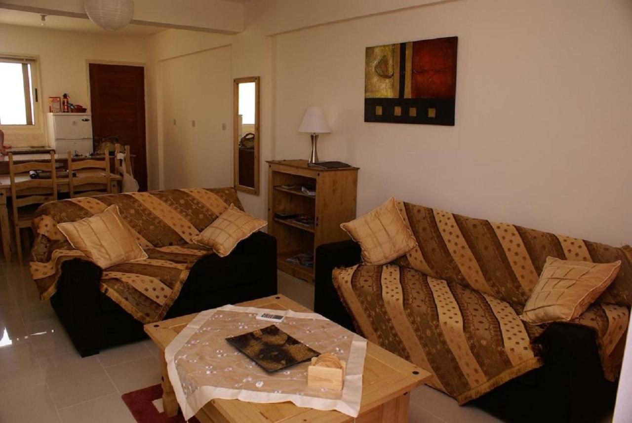 פאהיה Pleasantly Furnished Apartment B201 With Large Terrace, Wi-Fi & Android Tv מראה חיצוני תמונה