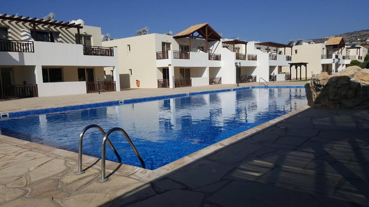 פאהיה Pleasantly Furnished Apartment B201 With Large Terrace, Wi-Fi & Android Tv מראה חיצוני תמונה